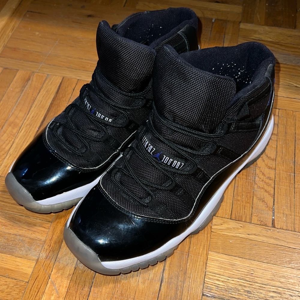 Jordan 11 Space Jam(2016)